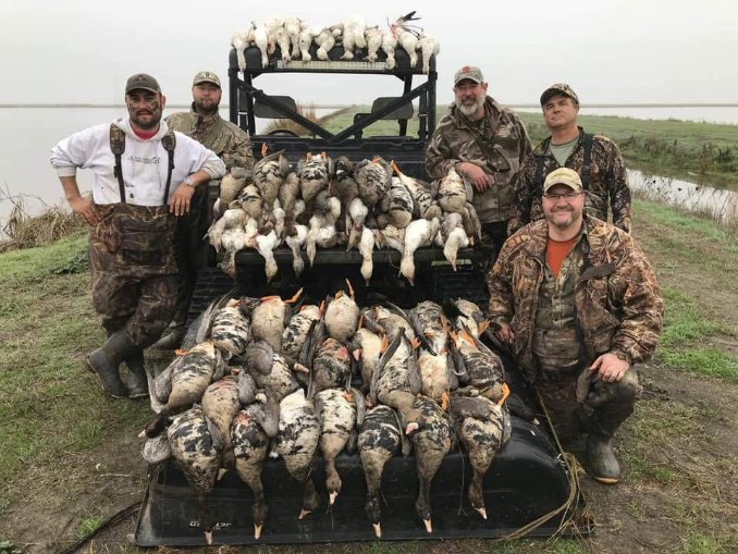 Premier Waterfowl Hunts in Northern California | Fowl Pursuer Outdoor ...